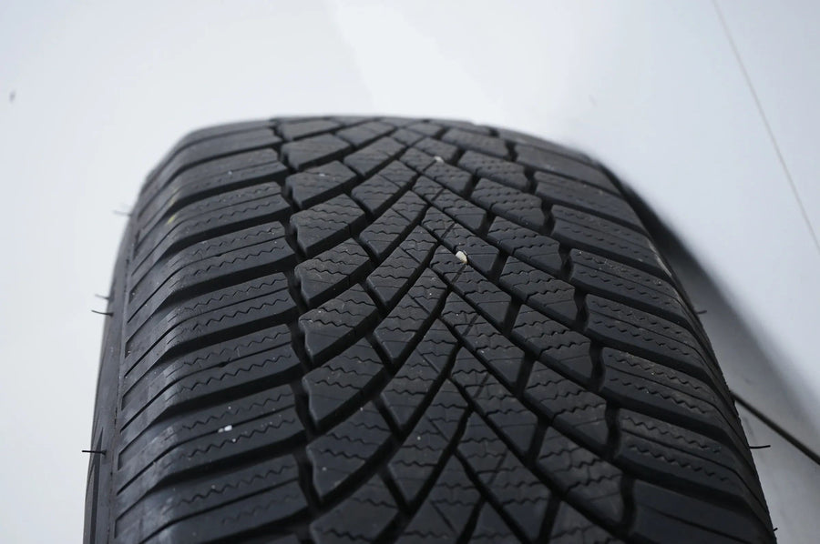 Zimní pneumatiky a zimní kola pro VW Tiguan Škoda Kodiaq Audi Q3 215 65 17 palců