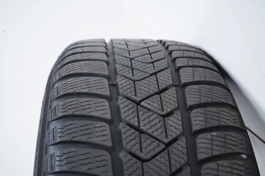 Pneus hiver BMW X3 X4 G01 G02, jantes hiver 225/60/18 pouces