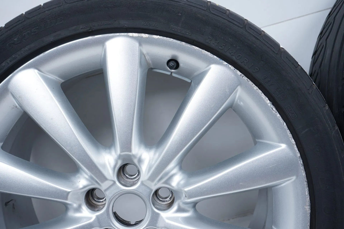 Original Jaguar XF 19 inch alloy wheels summer wheels summer tires 245 40 R19 Detailansicht 7