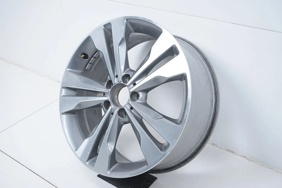 1 x Mercedes A B W176 W117 W246 Alufelge 18 Zoll A2464011202
