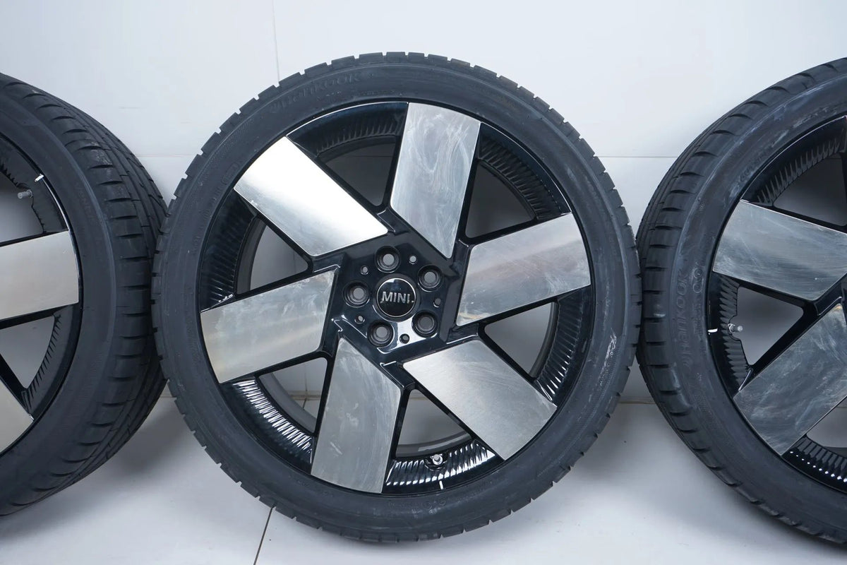 MINI Countryman U25 New Summer Tires Summer Wheels 20 Inch Detailansicht 4