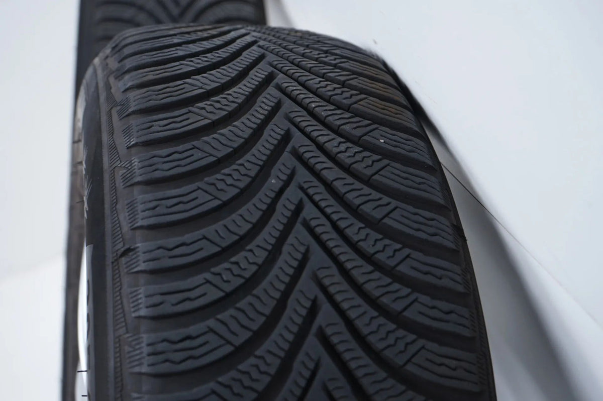 Mercedes AB Class W177 W247 Winter Wheels Winter Tires 16 Inch Detailansicht 11