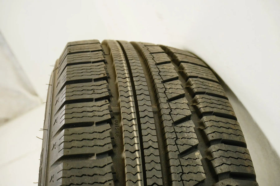 1x Neu Winterreifen 205 65 16 Zoll Nokian Hakkapelitta DOT14