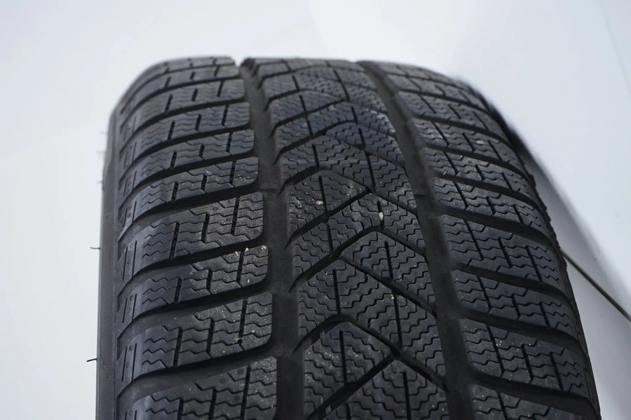 Pneus/jantes hiver 245/40/19 pouces pour Mercedes Classe CLS W257