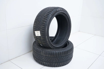 2x Winterreifen 275 40 18 Zoll Pirelli ca.4 mm DOT19 MO