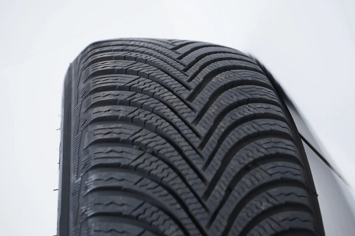 Mercedes AB Class W177 W247 Winter Wheels Winter Tires 16 Inch Detailansicht 14
