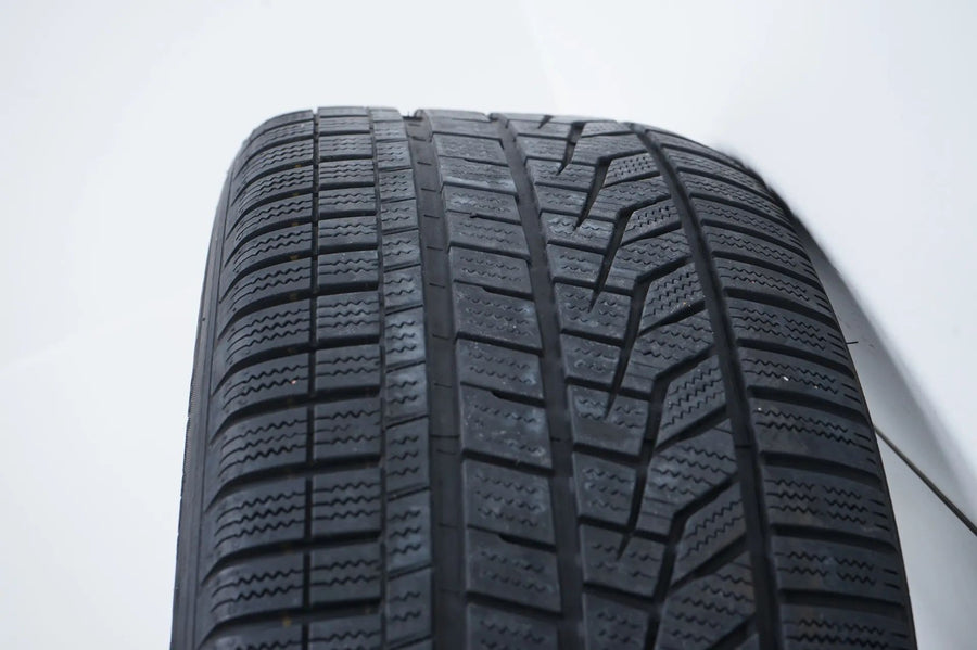 Mercedes S-Class W223 winter tires/wheels 255/45/19 inch