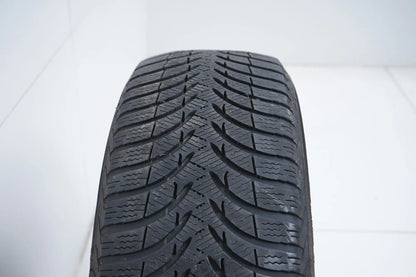 1x Winter tire 205 60 16 inch Michelin approx. 4 mm tread depth DOT18 MO