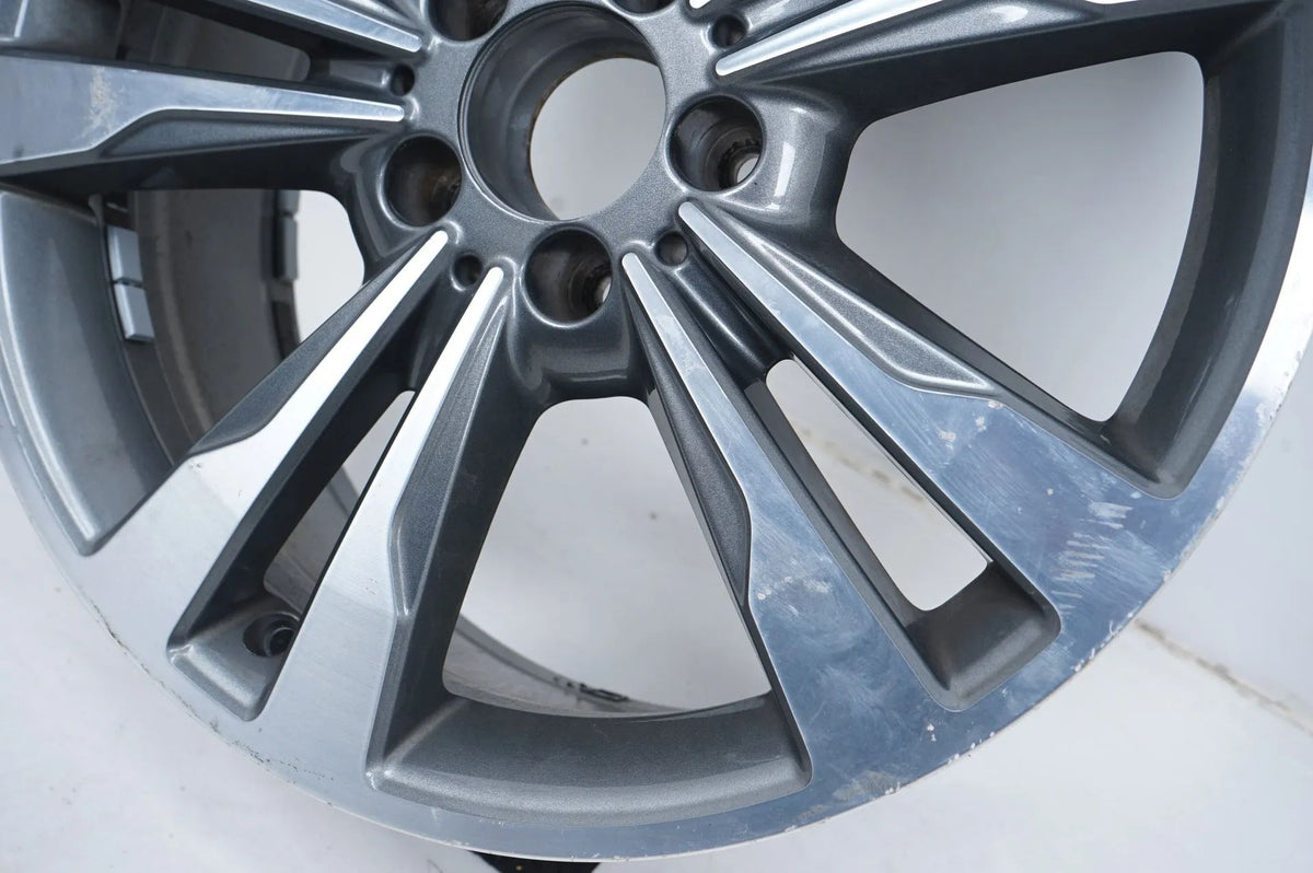 1 x Hliníkový disk Mercedesu třídy E Coupé W207 18 palců A2074012902 8J Detailní zobrazení 4