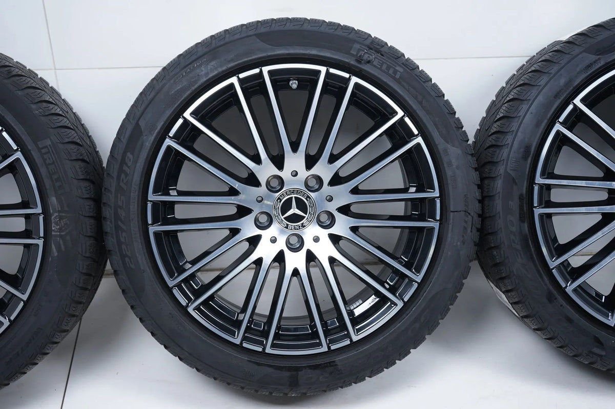 Pneus/jantes hiver 225/45/18 pouces pour Mercedes Classe C W206 Detailansicht 4