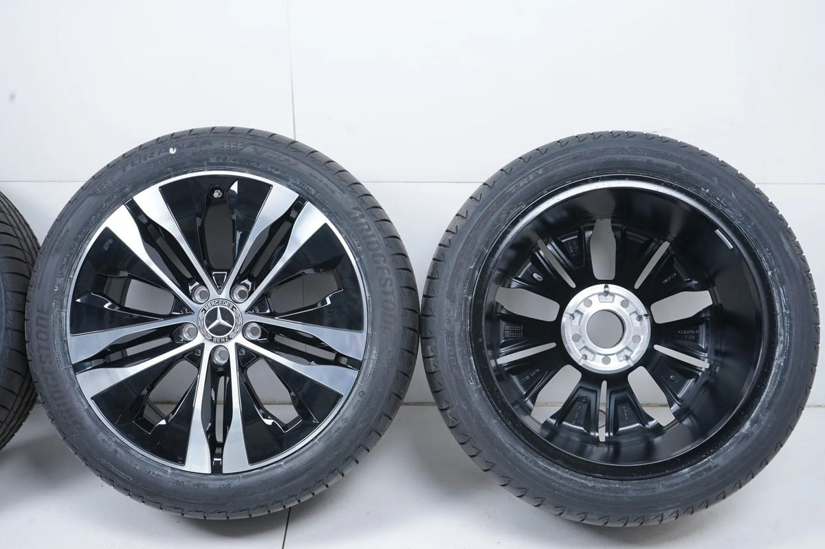Pneus été neufs pour Mercedes Classe C W206, jantes été 18 pouces Vue détaillée 15