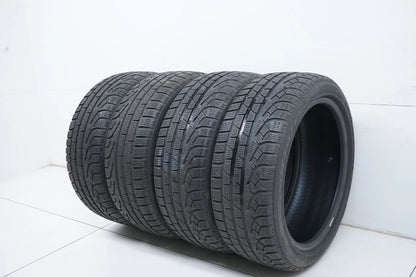 4x Winterreifen Pirelli 215 45 18 Zoll DOT18 ca.6mm MO