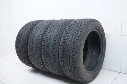 4x Winterreifen Pirelli 235 60 18 Zoll DOT17 MO ca.4mm
