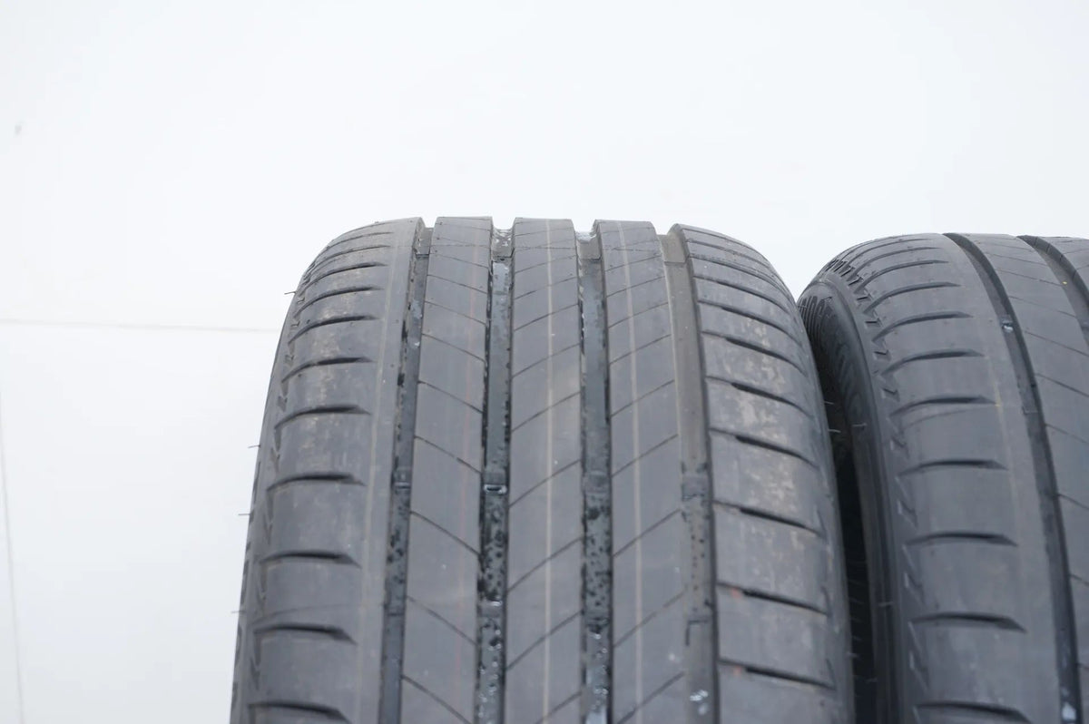 2 x Demo Sommerreifen 255 45 19 Zoll Bridgestone DOT23 MO Detailansicht 4