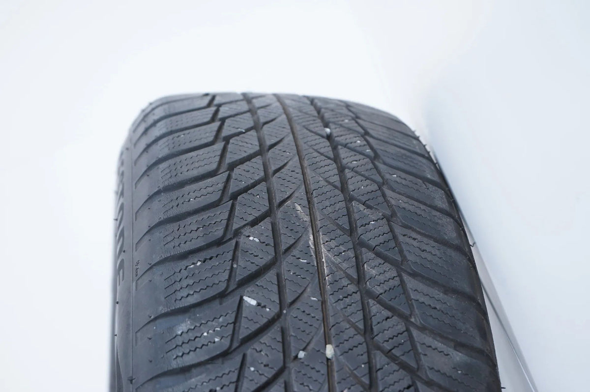 MINI Countryman F60 Winter Tires Winter Wheels 205 60 17 inch JCW539 Detailansicht 11