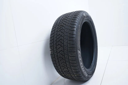 1x Winter tire 275 45 20 inch Pirelli approx. 8 mm DOT16 MO