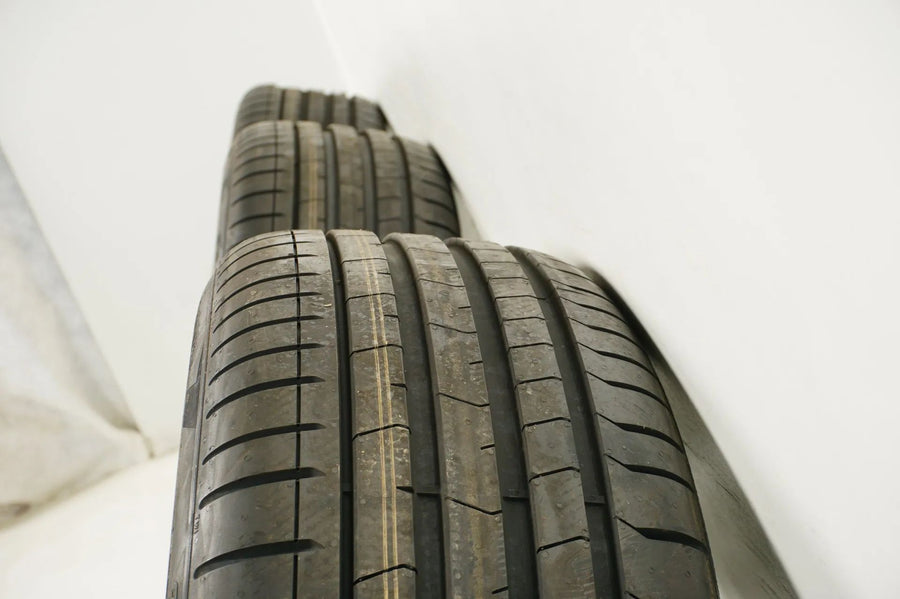 Original Mercedes GLA H247 GLB X247 Alufelgen Sommerreifen 235 45 R20 Zoll 7mm
