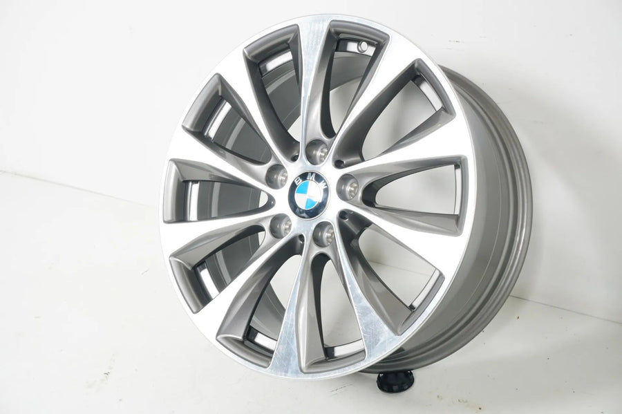 1 x Originální BMW řady 1 řady 2 F20 F21 F22 hliníkový disk 18 palců 387 6796217