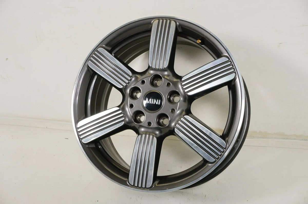 1 x MINI F55 F56 F57 lichtmetalen velg 17 inch 525 6884399 7J Detailweergave 7