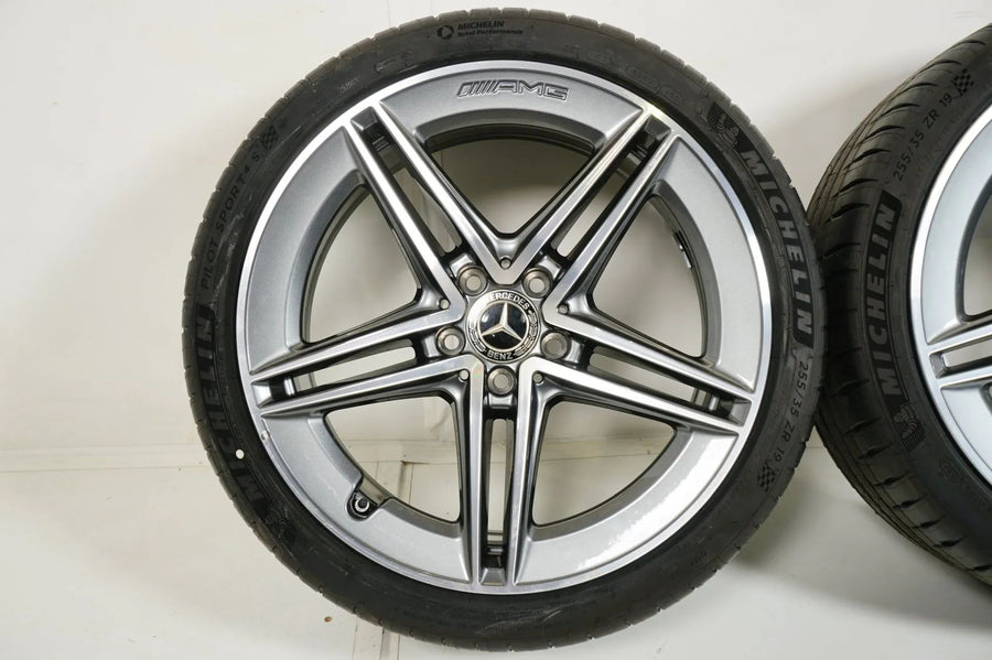 Mercedes CLA45 W118 C118 summer wheels summer tires 255 35 19 inch
