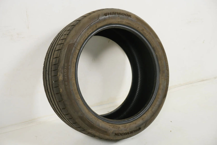 1x Sommerreifen 285 40 19 Zoll Hankook ca.4,5 mm DOT19 MO