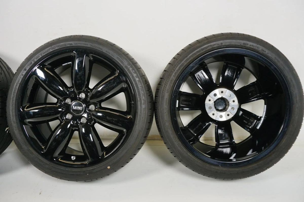 MINI Clubman F54 summer tires, summer wheels 225/40/18 inch Detailansicht 20