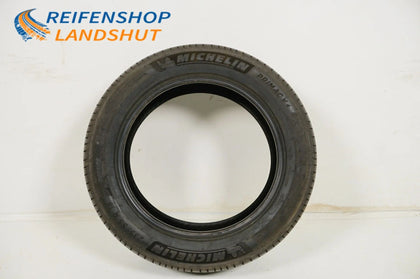 1 pneu été Michelin DOT18 235/55/18 pouces, profondeur de sculpture d'environ 7 mm.