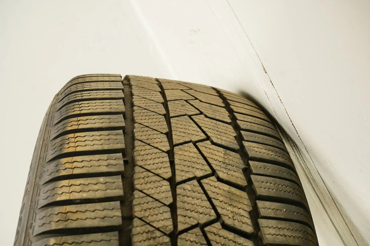 Audi RSQ3 83A F3 Pneus hiver Jantes hiver 225 50 19 pouces 7mm Detailansicht 13