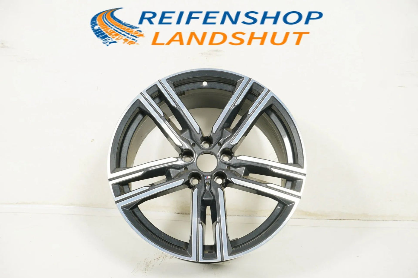 1 x Original BMW 8 Series G14 G15 Alloy Wheel 19 Inch M727 8090020 9J