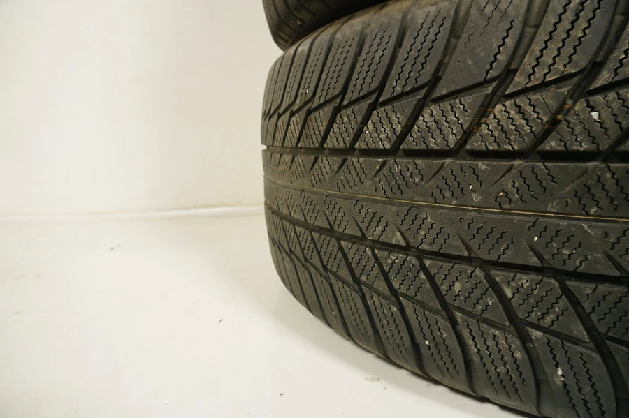 4 x Winterreifen Bridgestone 245 50 19 Zoll DOT18 Bmw* ca.5mm RFT