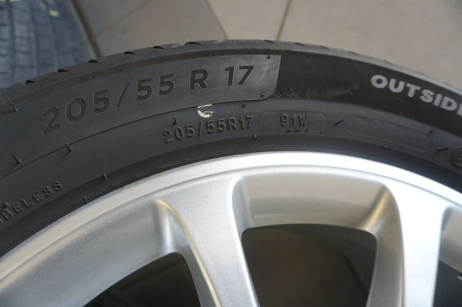 Jantes en alliage, roues complètes d'été, pneus d'été d'origine Mercedes Classe A W177 Classe B CLA