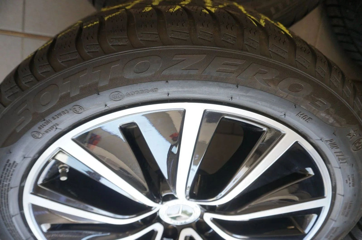 Jantes en alliage d'origine Mercedes CLS W257 C257 Roues d'hiver Pneus hiver 245 45 R18 Vue détaillée 7