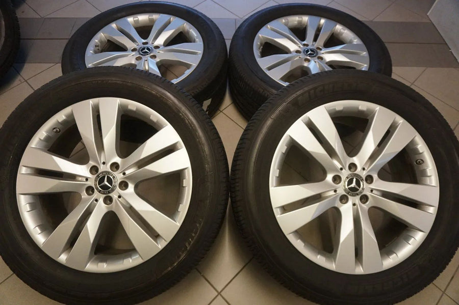 Cerchi in lega originali Mercedes GL X164 con ruote e pneumatici estivi 275 50 R20 pollici