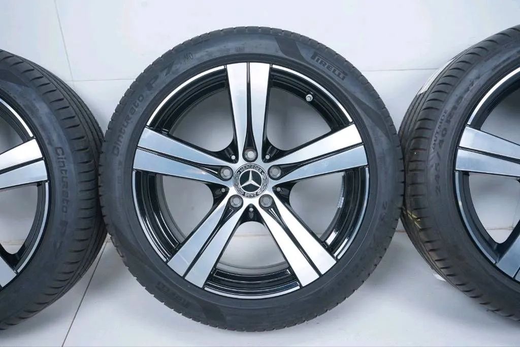 Genuine Mercedes C-Class W206 S206 TOP 18" Alloy Wheels Summer Tires Detail view 2