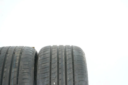 2 x pneus d'été Maxxis 225 40 R18 18 pouces DOT22 env. 7mm