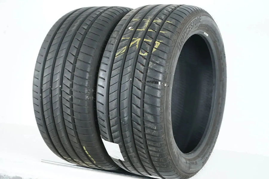 2 x pneus été Bridgestone 305 40 R20 20 pouces DOT23 env. 6mm Bmw*