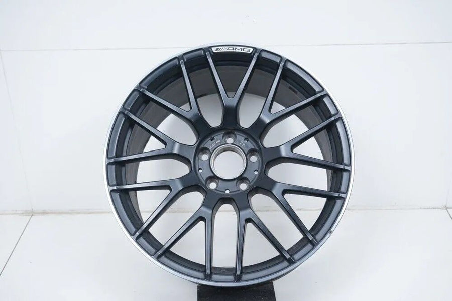 1 x Mercedes C63 W205 AMG hliníkový disk 19 palců A2054011800 9,5J