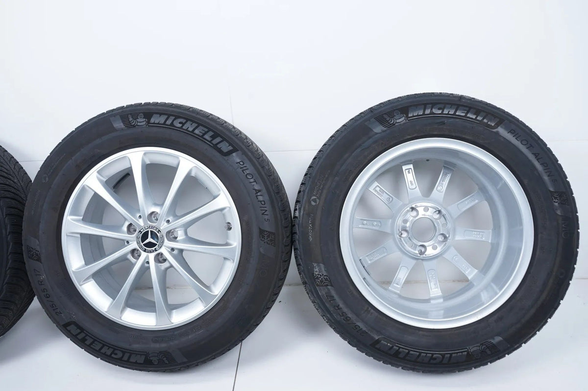 Zimní pneumatiky a zimní kola Mercedes GLA GLB H247 X247 17 palců Detailní zobrazení 17