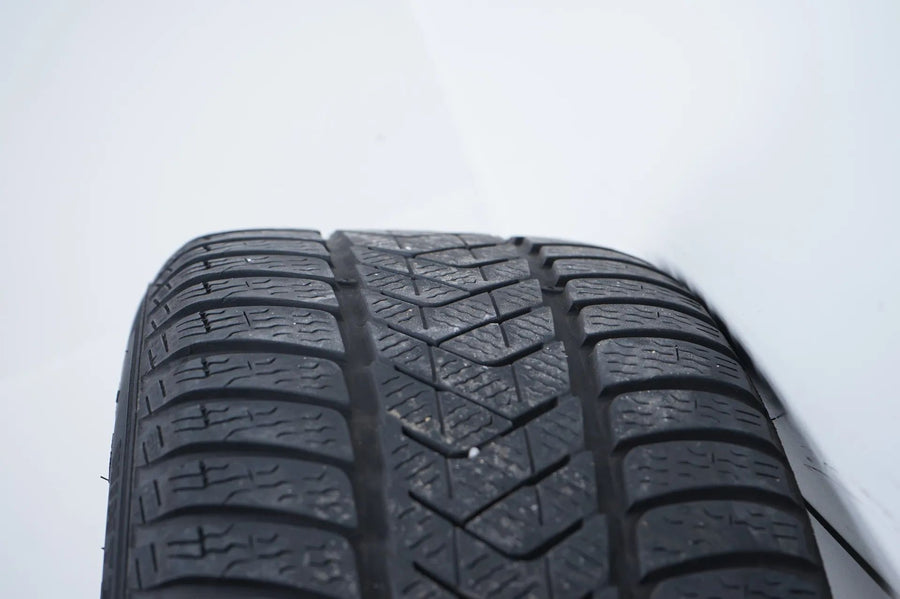 Mercedes C-Class W206 winter tires/wheels 225/45/18 inch
