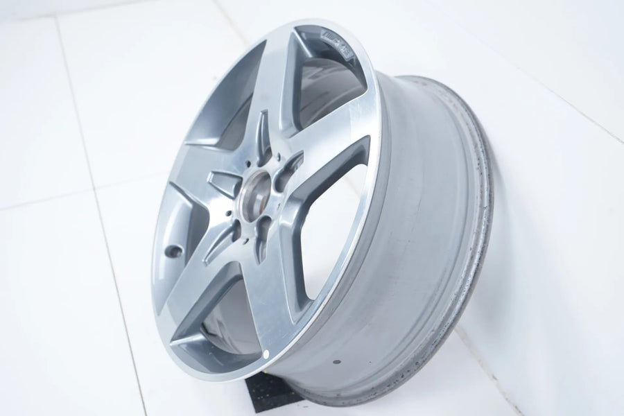 1 x Hliníkový disk Mercedes GLA třídy W156 AMG 18 palců A1564010500 7J