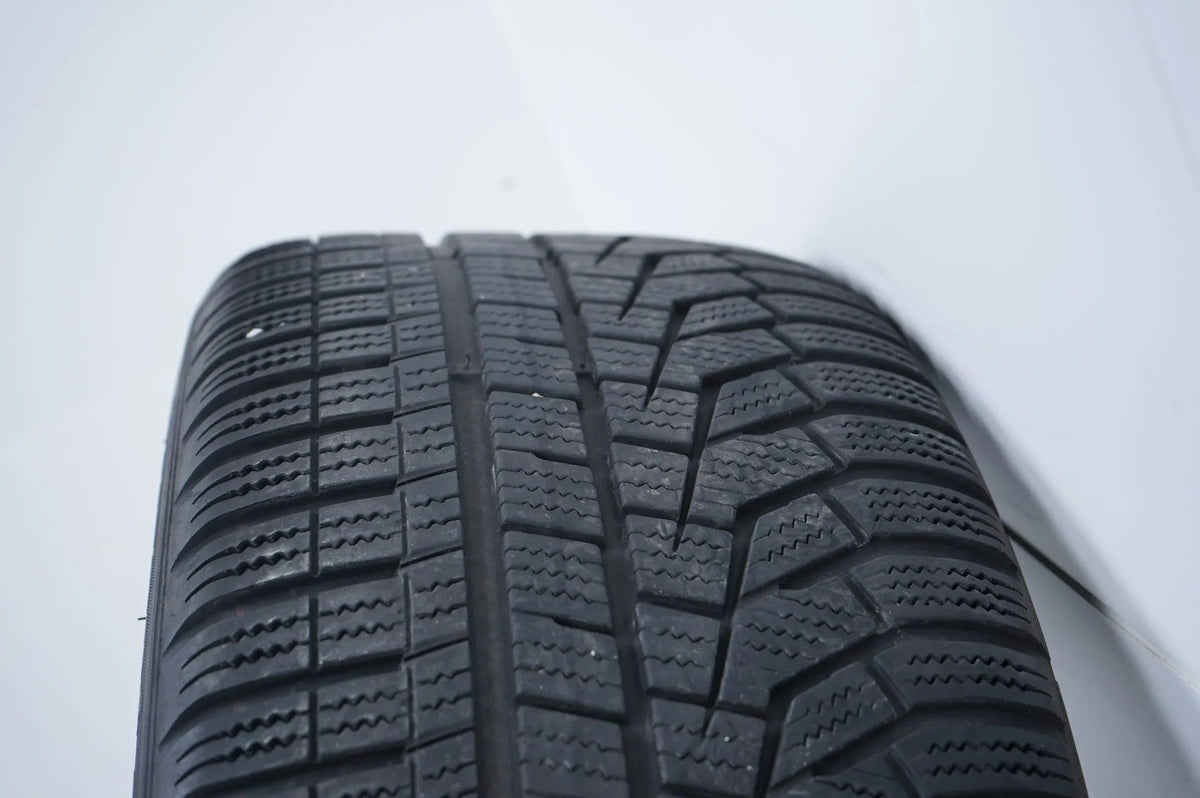 Mercedes AB Class W177 B247 Winter Wheels Winter Tires 18 Inch Detailansicht 14