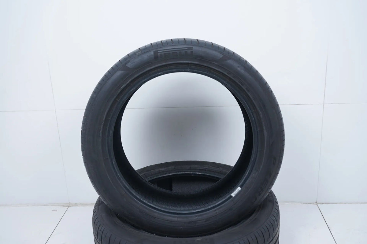 2 x Summer tires 255 45 19 inch Pirelli DOT22 approx. 7 mm MO Detailansicht 2