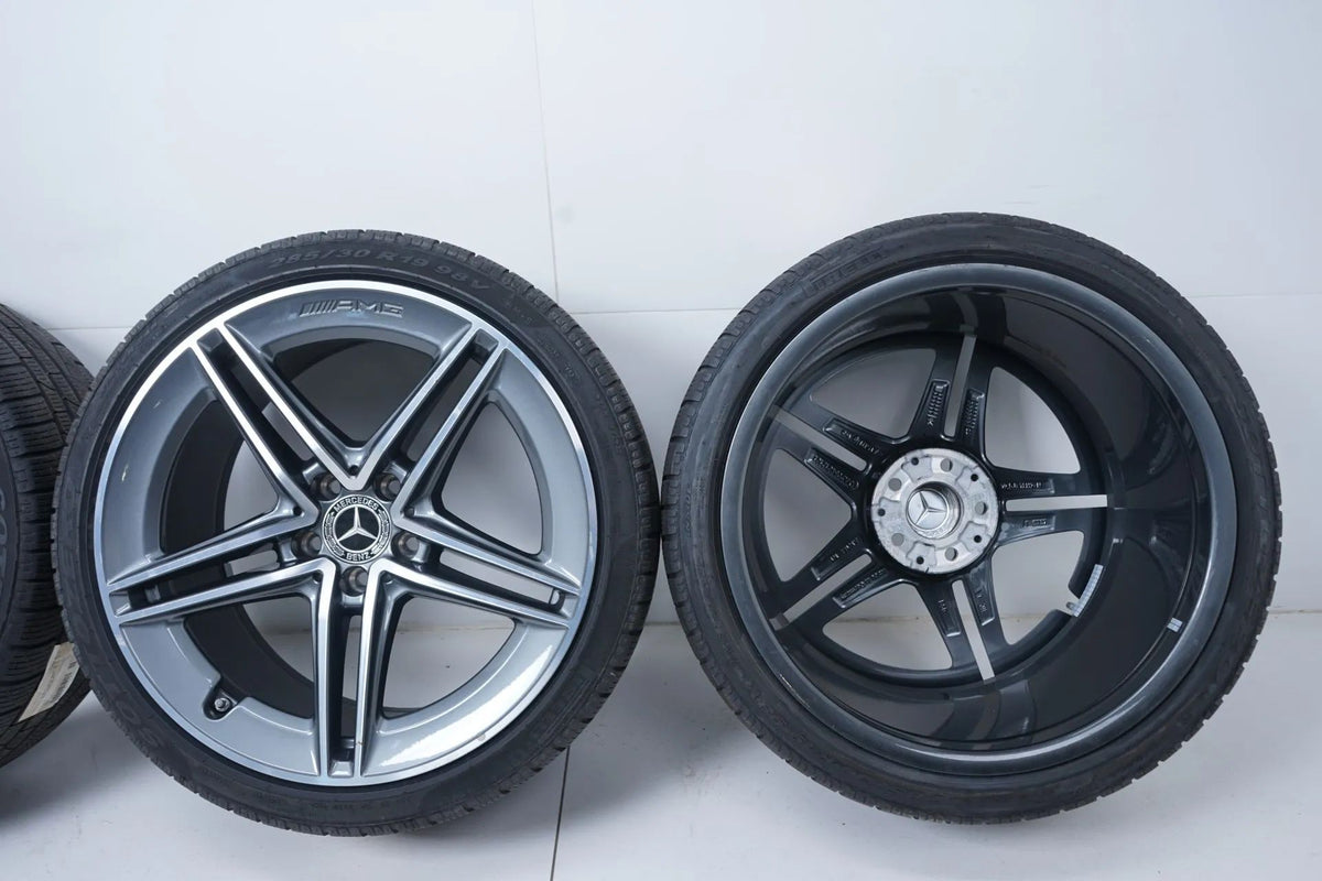 Mercedes C63 kupé AMG W205 zimní pneumatiky zimní kola 19 palců Detailní zobrazení 16