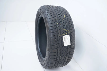 1x Winter tire 275 50 20 inch Pirelli DOT17 MO 5mm