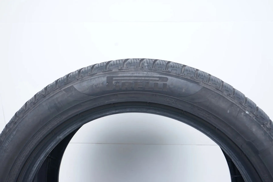 2x Winter tires 285 45 21 inch Pirelli DOT22 approx. 4 mm BMW* RFT