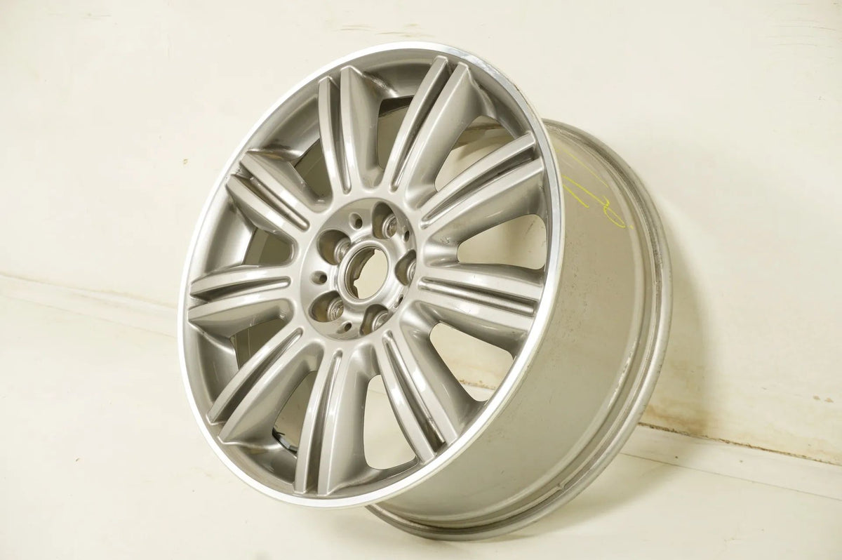 1 x originální MINI Clubman F54 hliníkový disk 19 palců 524 6876636 Detailní zobrazení 4