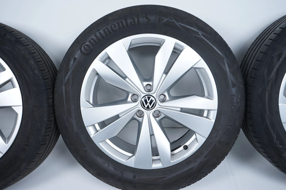 VW Volkswagen ID4 E2 Summer Wheels Summer Tires 19 Inch Detailansicht 5