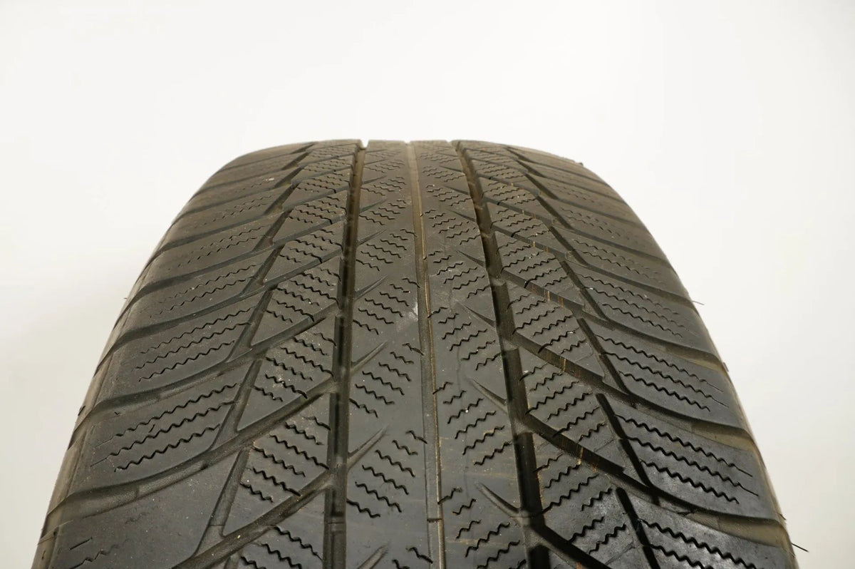 4 x Winterreifen Bridgestone 245 50 19 Zoll DOT18 Bmw* ca.4,5mm RFT Detailansicht 5