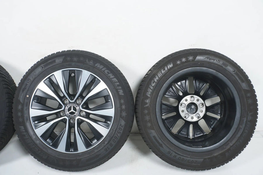 Mercedes A B Klasse W177 B247 Winterreifen Winterräder 16 Zoll