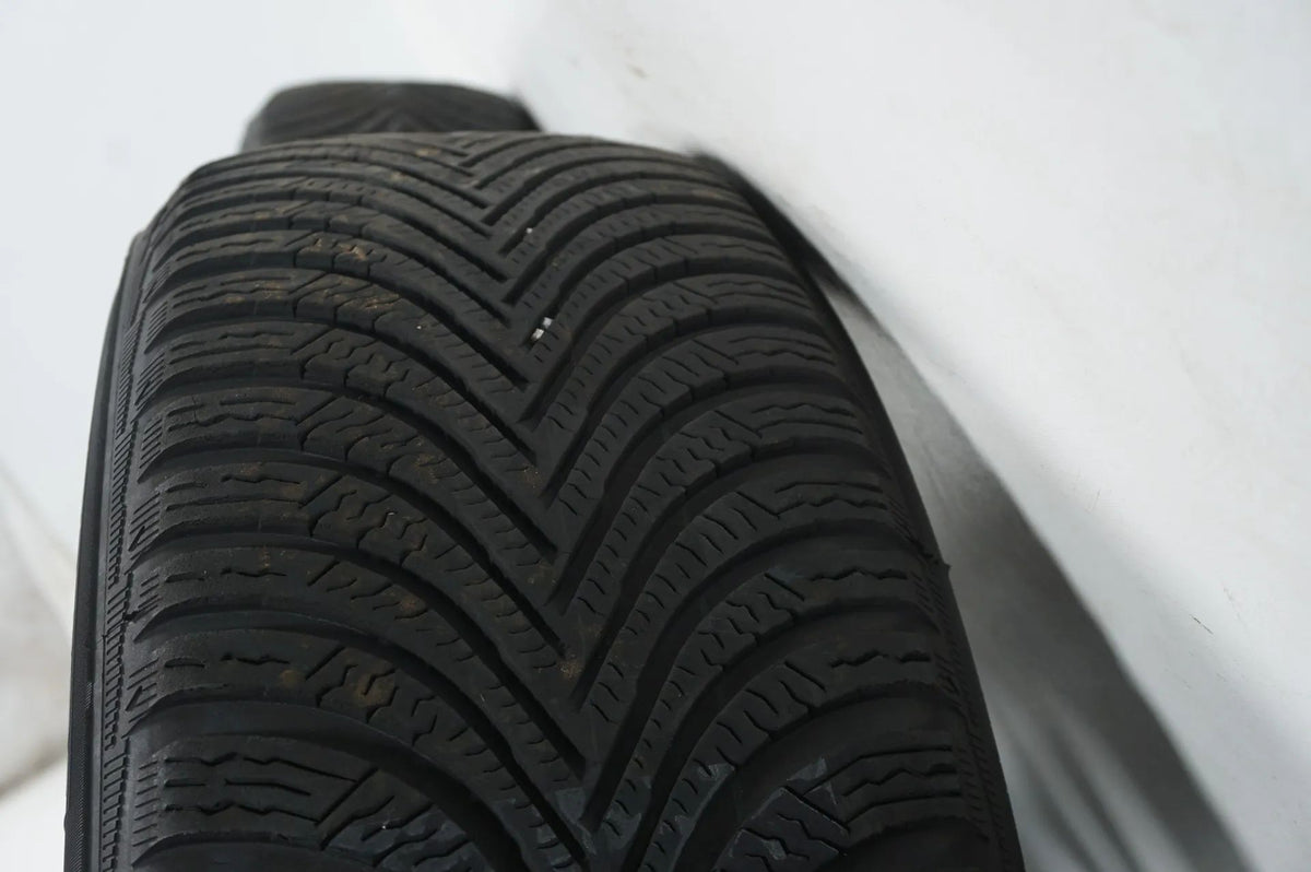 Mercedes A B Klasse W177 B247 Winterreifen Winterräder 16 Zoll Detailansicht 10